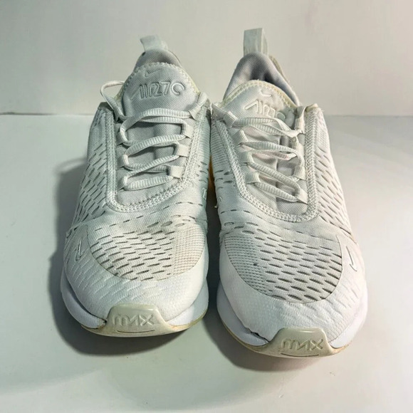 Size 8.5 Women's Nike Air Max 270 Sneakers DX8951-001 Light Bone/Sail‎ - Picture 1 of 4